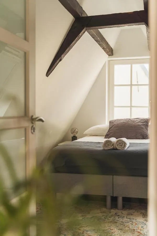 Tiny Attic On The Herengracht, Private Room Amsterdam 0*,